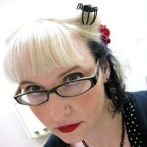 Meet your Posher, Jen